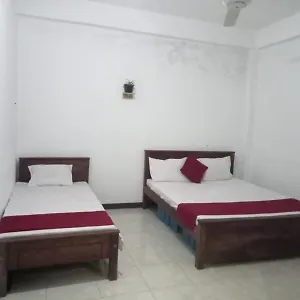 2* Hotel Awanhala